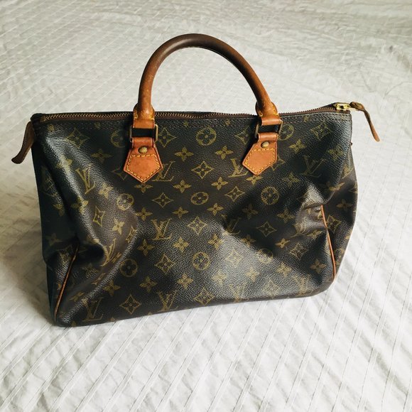 Louis Vuitton Handbags - Louis Vuitton Speedy 30 Tote Bag Authentic